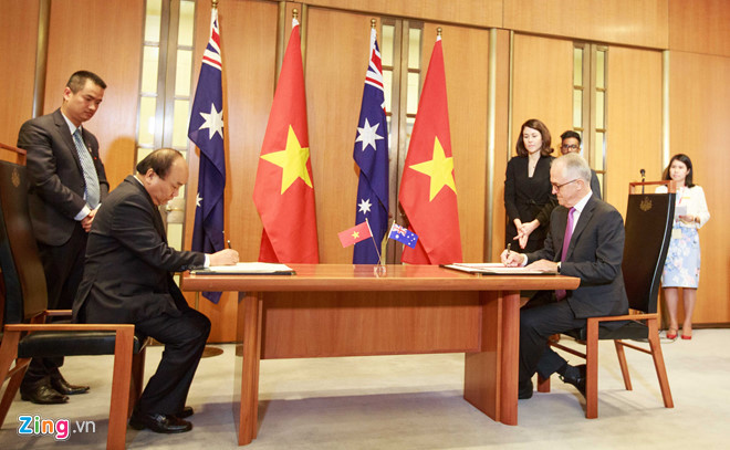 Australia bắn 19 loạt đại bác chào mừng Thủ tướng Nguyễn Xuân Phúc